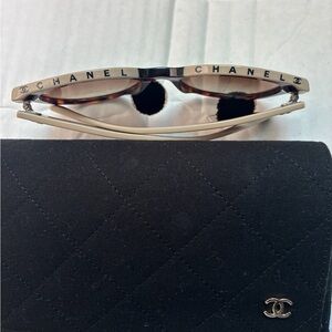 CHANEL Brown Tortoise Sunglasses